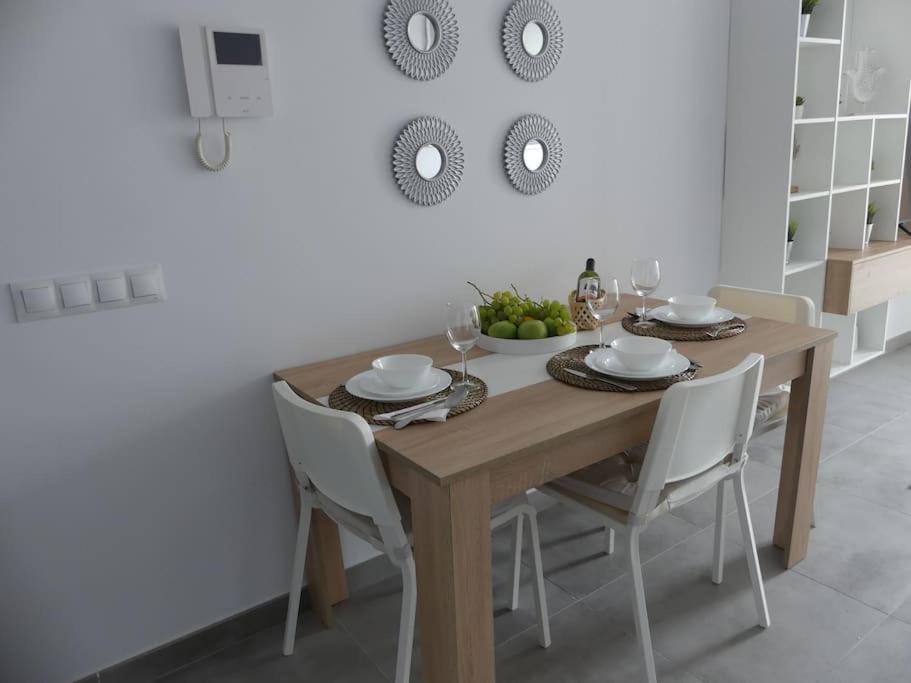 19 Piso Centrico, Nuevo Y Bien Equipado En La Trinidad Apartment La Laguna  Luaran gambar